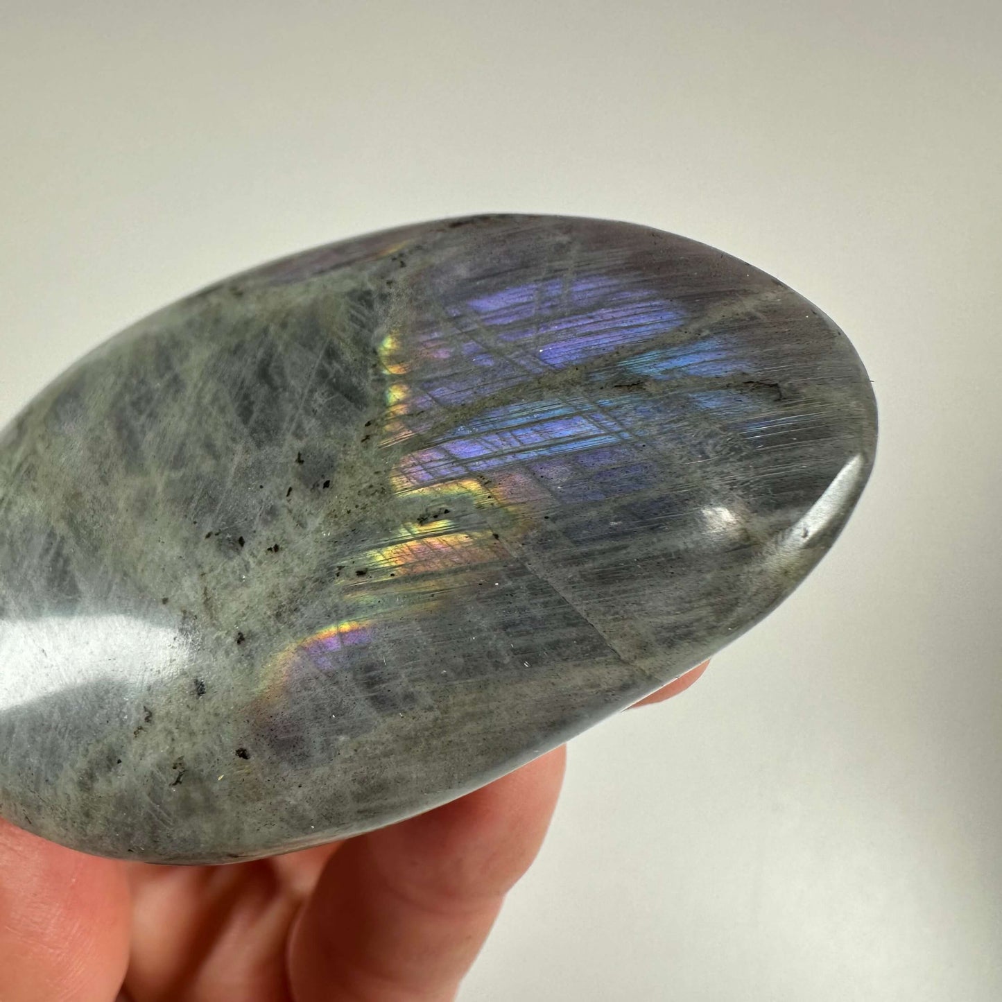 Labradorit sunset palmstone nr 2