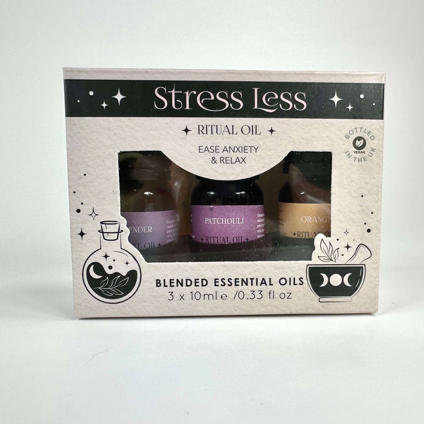Pakke med "Stress Less" rituale æteriske olier til afslapning, indeholder lavendel, patchouli og appelsin, 3 x 10 ml.