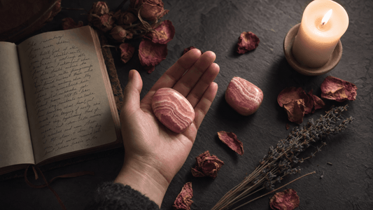 Rhodocrosit og følelsesmæssig healing — heal gamle sår og åbn dit hjerte