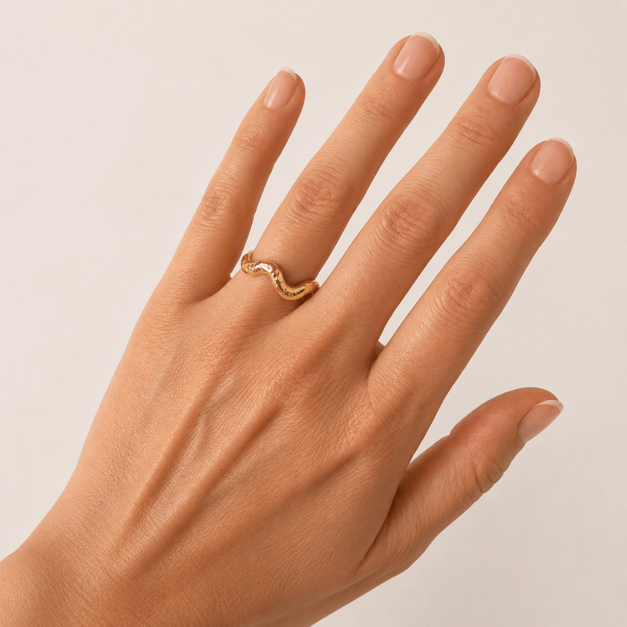 Sira fingerring - gylden