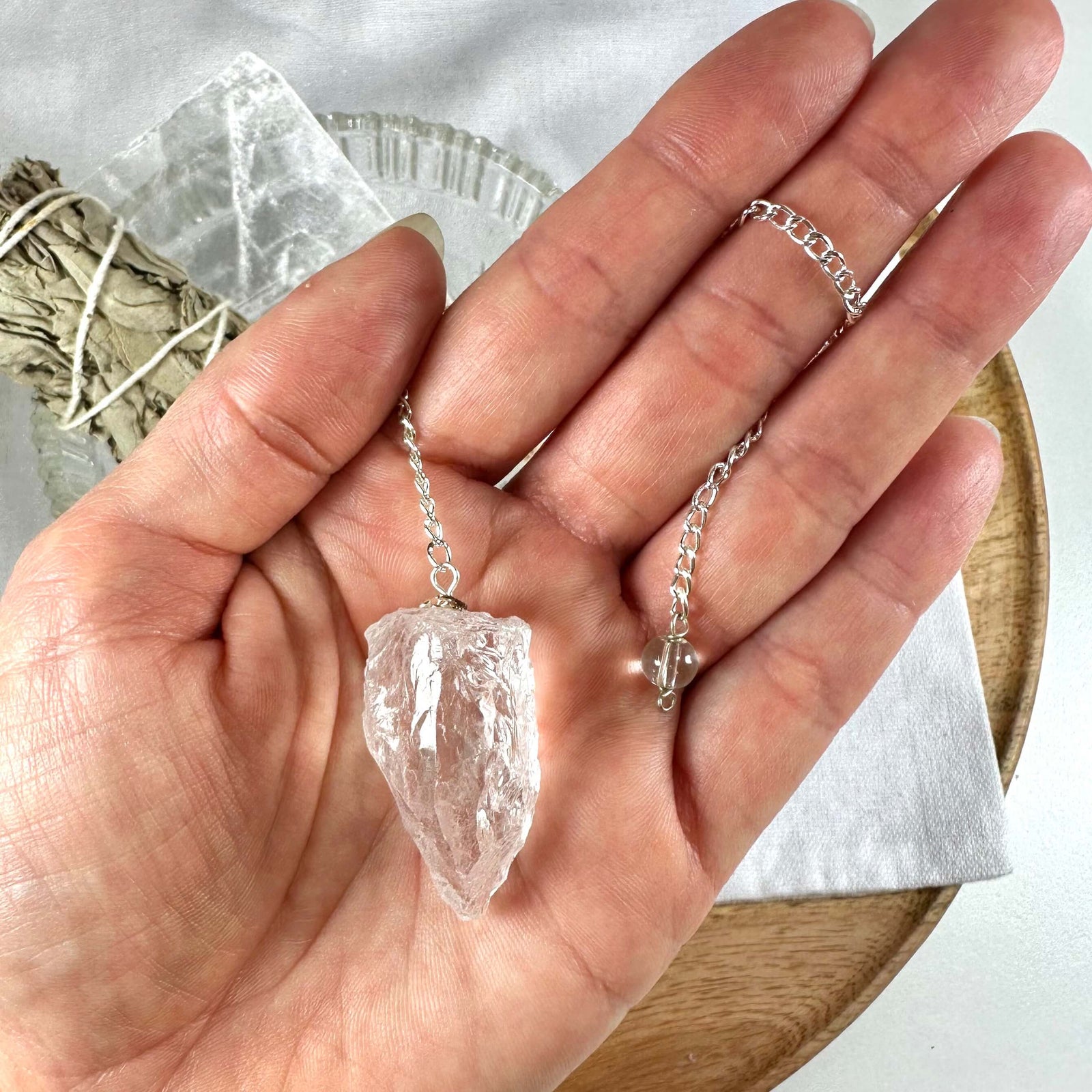 Bjergkrystal pendul, rå