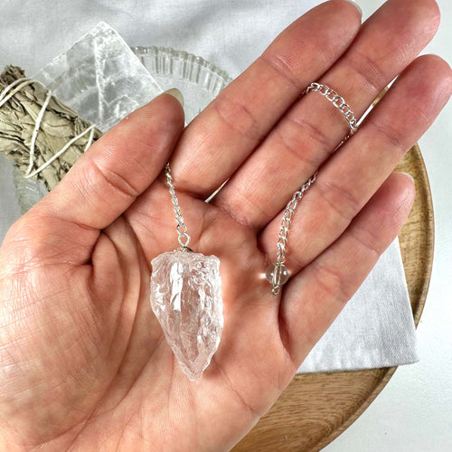 Bjergkrystal pendul, rå