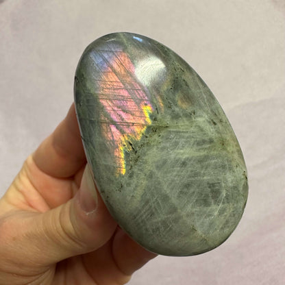 Labradorit sunset palmstone nr 2