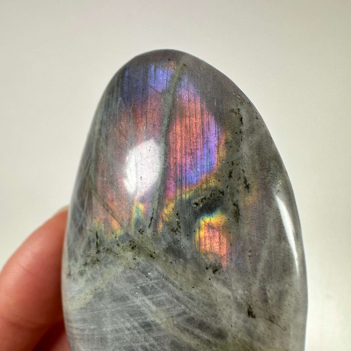 Labradorit sunset palmstone nr 2