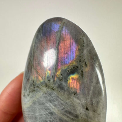 Labradorit sunset palmstone nr 2