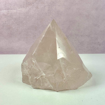 Rå Rosenkvarts, poleret spids