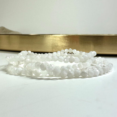 Hvid Månesten armbånd