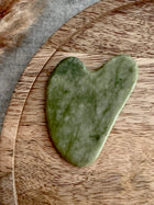 Gua Sha i grøn Jade