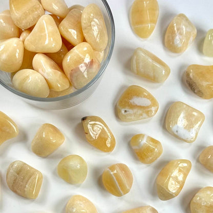 Gul calcit lommesten