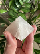 Rosenkvarts pyramide nr 36